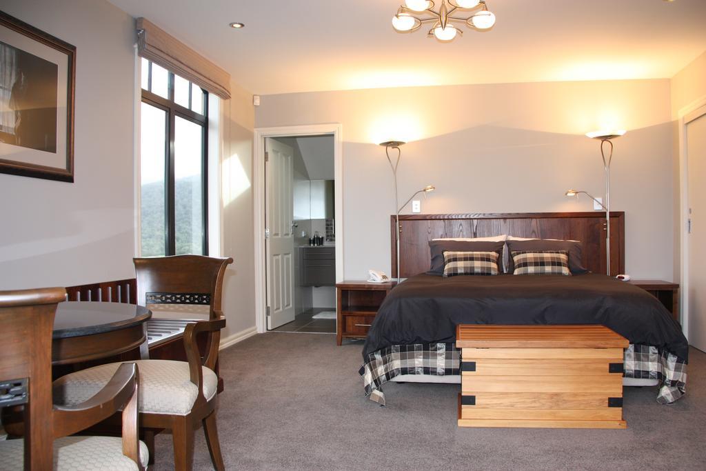 Dock Bay Lodge Te Anau Eksteriør bilde