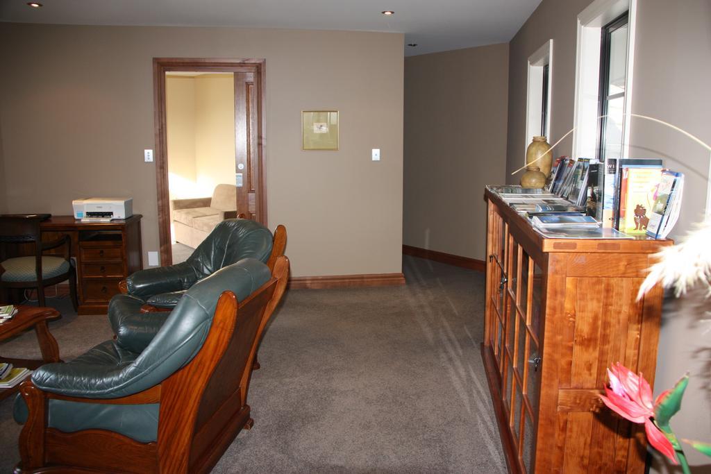 Dock Bay Lodge Te Anau Eksteriør bilde