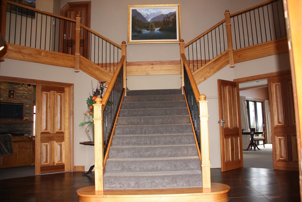 Dock Bay Lodge Te Anau Eksteriør bilde