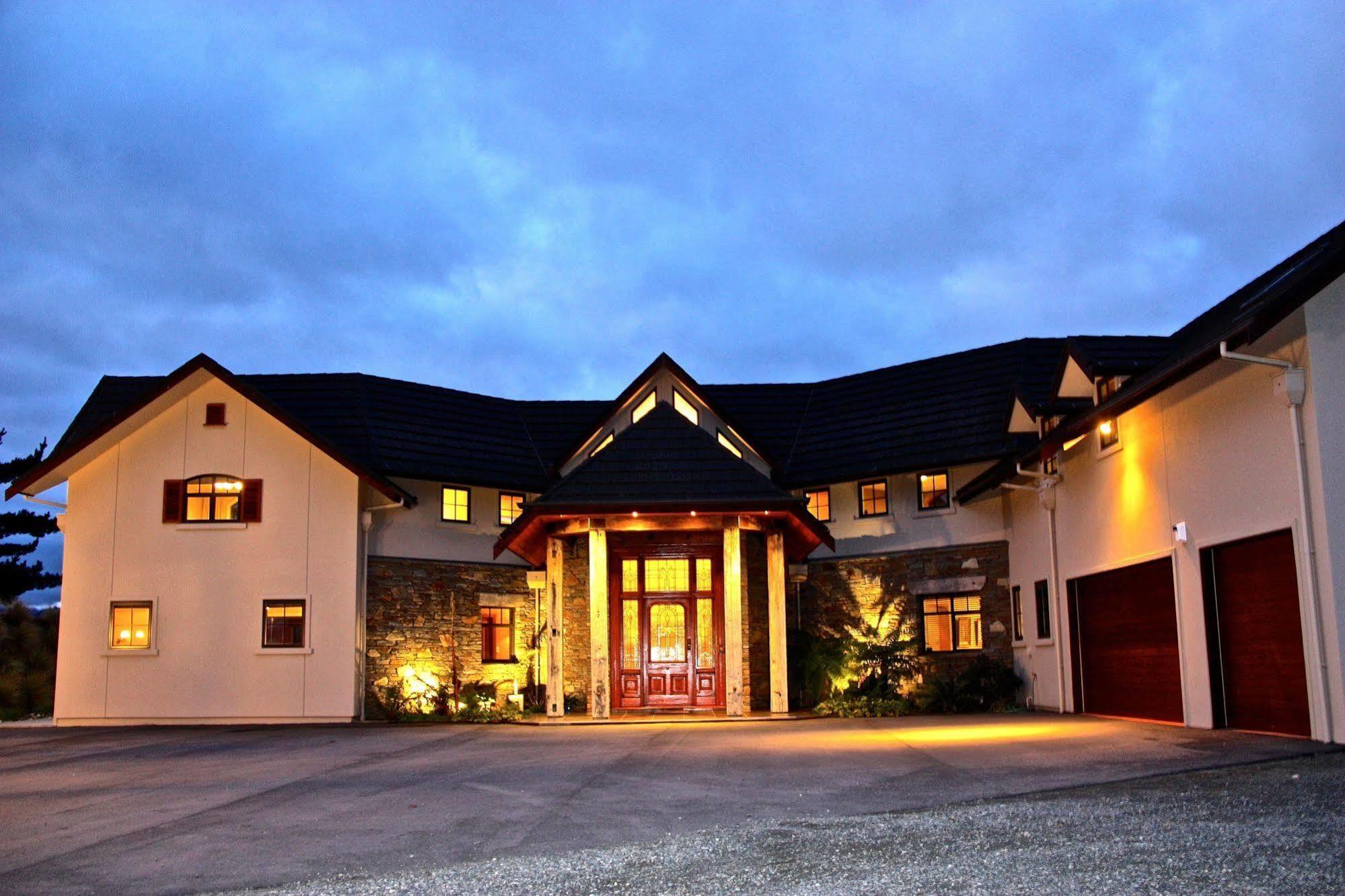 Dock Bay Lodge Te Anau Eksteriør bilde