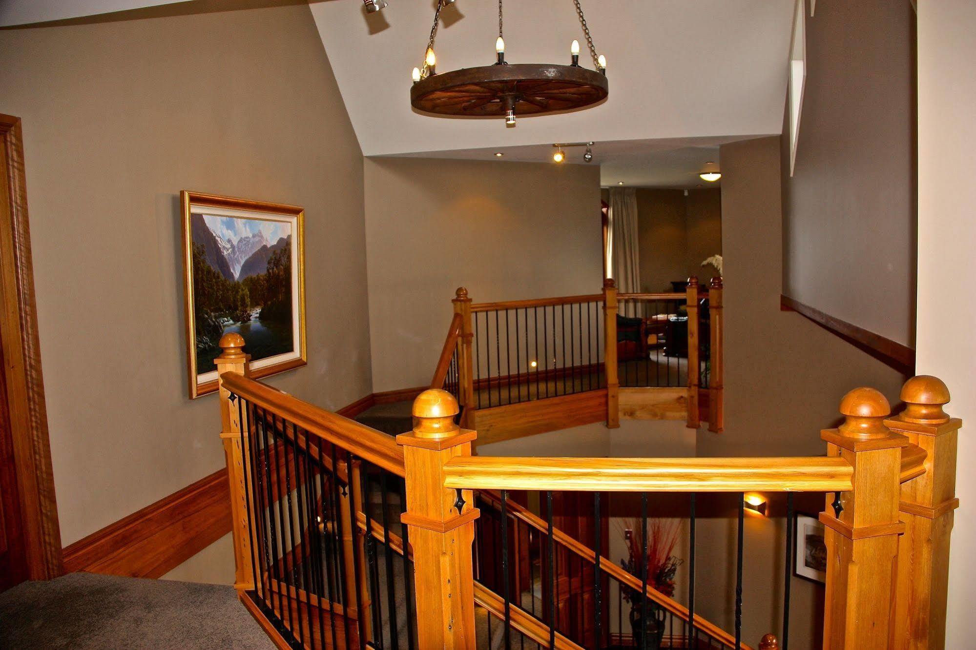Dock Bay Lodge Te Anau Eksteriør bilde